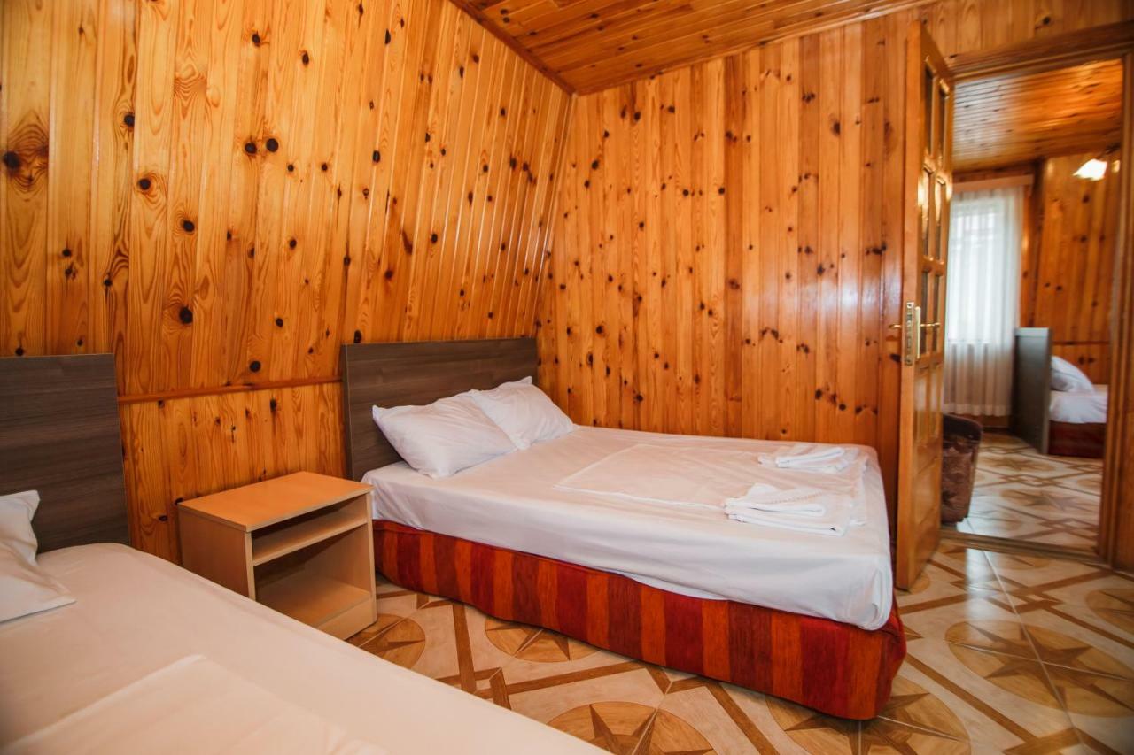 Guest House Nia Gonio Ngoại thất bức ảnh